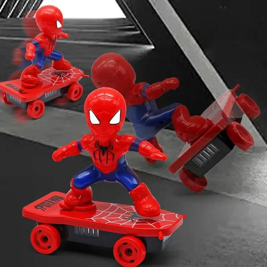 SPIDERMAN EN PATINETA